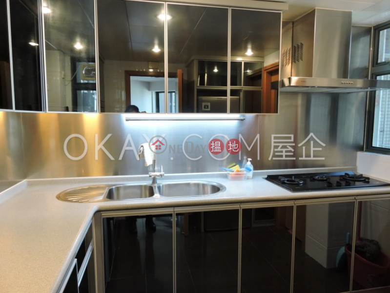 HK$ 45,000/ month, 80 Robinson Road | Western District | Nicely kept 3 bedroom on high floor with harbour views | Rental