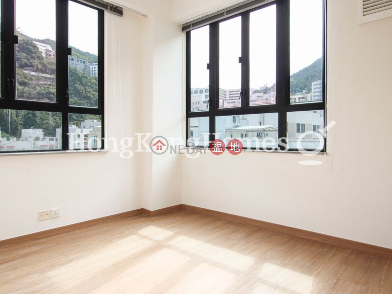 Property Search Hong Kong | OneDay | Residential Rental Listings 3 Bedroom Family Unit for Rent at Holly Court
