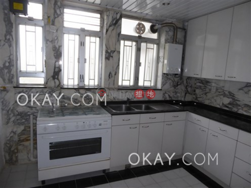 Unique 3 bedroom with balcony | Rental, Four Winds 恆琪園 Rental Listings | Western District (OKAY-R42433)