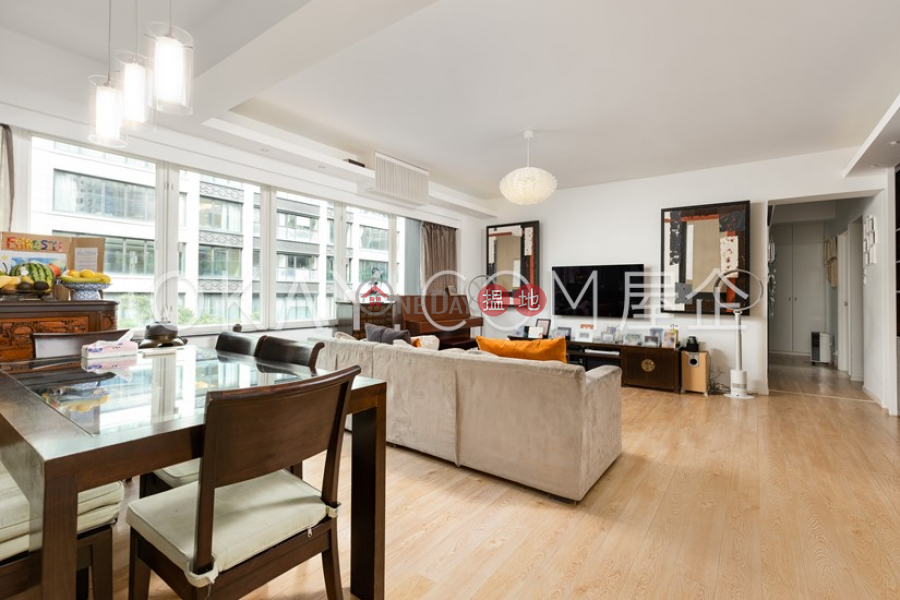 HK$ 28M, Wing on lodge | Wan Chai District | Efficient 3 bed on high floor with balcony & parking | For Sale