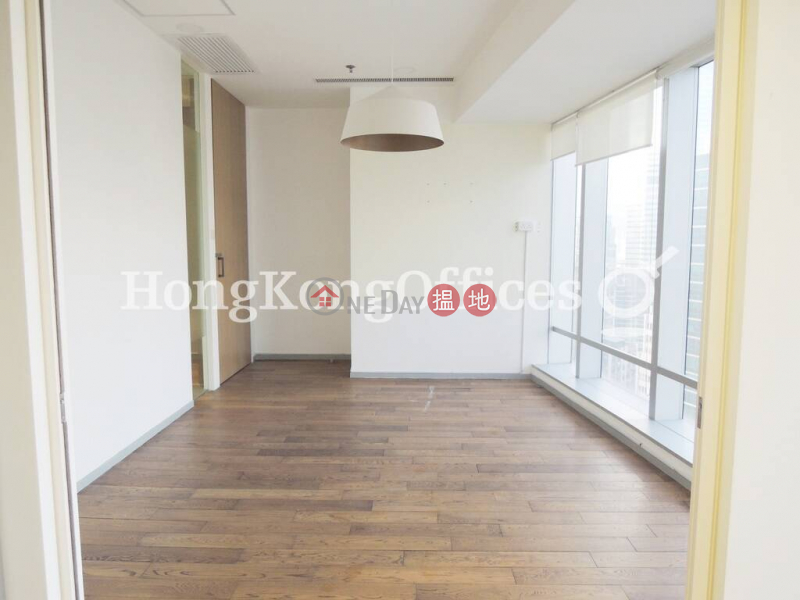 中央廣場中層-寫字樓/工商樓盤|出租樓盤HK$ 78,925/ 月