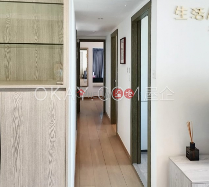 Charming 2 bedroom on high floor with balcony | Rental | Centre Point 尚賢居 Rental Listings