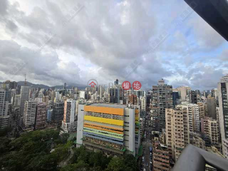 HK$ 1,680萬-Grand Austin 3A座-油尖旺-中層2房1套連露台