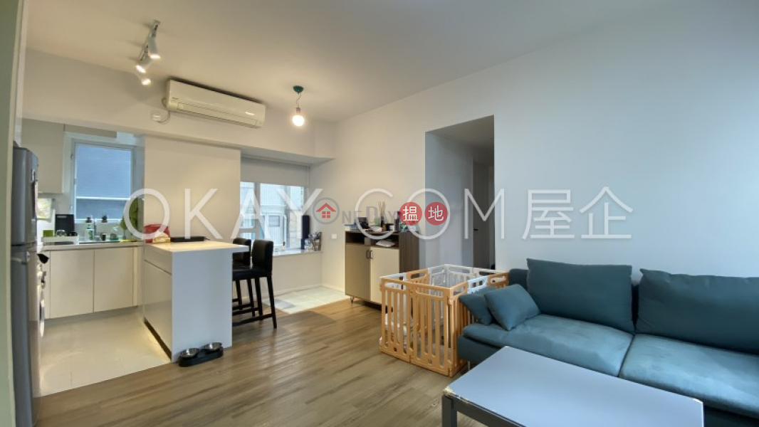Charming 3 bedroom in Mid-levels West | For Sale | Floral Tower 福熙苑 Sales Listings