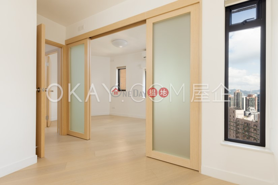 Efficient 3 bedroom on high floor with balcony | For Sale | Albron Court 豐樂閣 Sales Listings