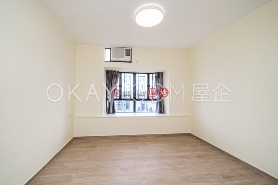 Property Search Hong Kong | OneDay | Residential Sales Listings, Luxurious 3 bedroom on high floor with parking | For Sale