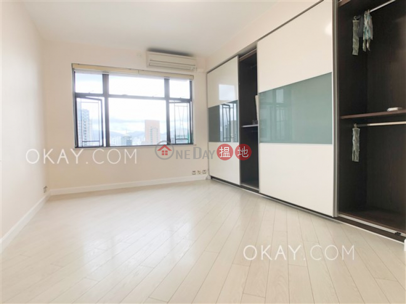 HK$ 43,000/ month, Parkway Court, Western District | Popular 3 bedroom in Mid-levels West | Rental