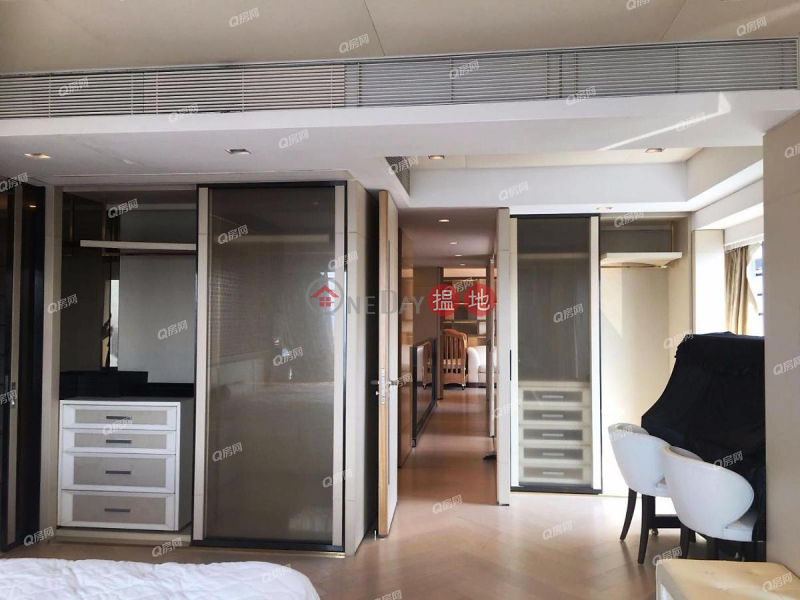 HK$ 100M | Serenade | Wan Chai District | Serenade | 3 bedroom High Floor Flat for Sale