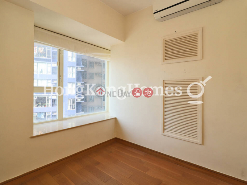 HK$ 25,000/ month | Centrestage, Central District | 2 Bedroom Unit for Rent at Centrestage