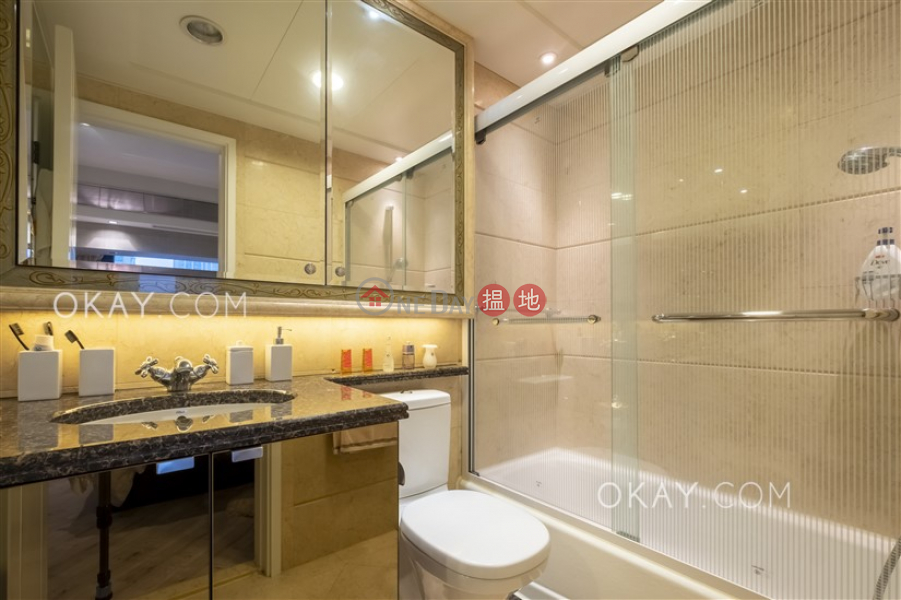 Gorgeous 3 bedroom in Kowloon Station | Rental | The Arch Sky Tower (Tower 1) 凱旋門摩天閣(1座) Rental Listings