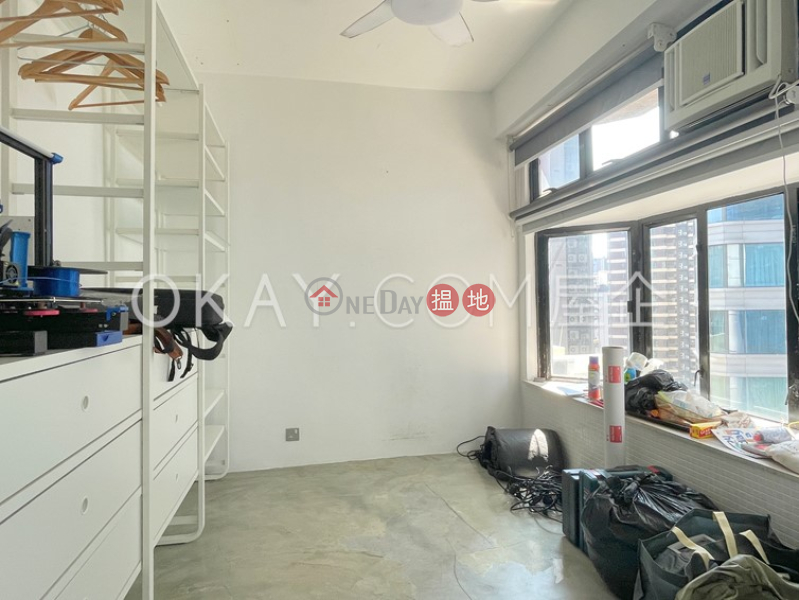 Property Search Hong Kong | OneDay | Residential Sales Listings Generous 2 bed on high floor with harbour views | For Sale