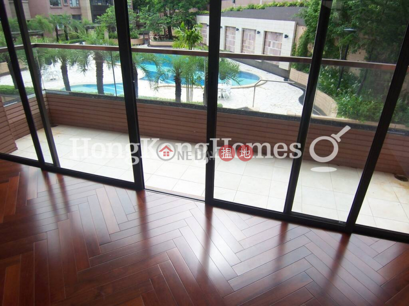 3 Bedroom Family Unit for Rent at Ho\'s Villa | 28 Stanley Mound Road | Southern District | Hong Kong Rental HK$ 85,000/ month