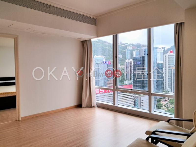 Gorgeous 2 bedroom on high floor with harbour views | For Sale | Convention Plaza Apartments 會展中心會景閣 Sales Listings