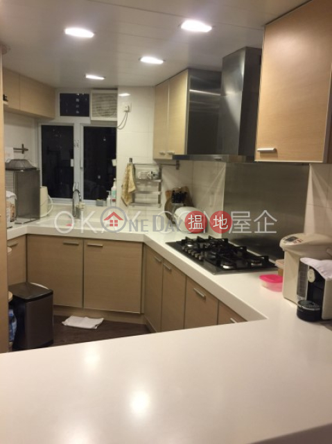 Elegant 3 bedroom in Tai Hang | For Sale, Ronsdale Garden 龍華花園 | Wan Chai District (OKAY-S86130)_0