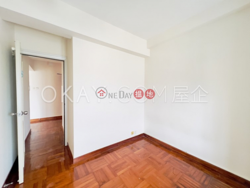 Exquisite 4 bedroom with balcony & parking | For Sale | Beverly Hill 比華利山 Sales Listings