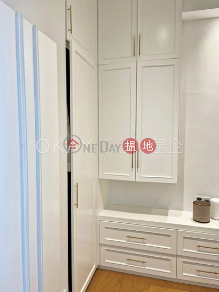 HK$ 25,000/ month | The Pierre | Central District, Lovely 1 bedroom on high floor with sea views & balcony | Rental