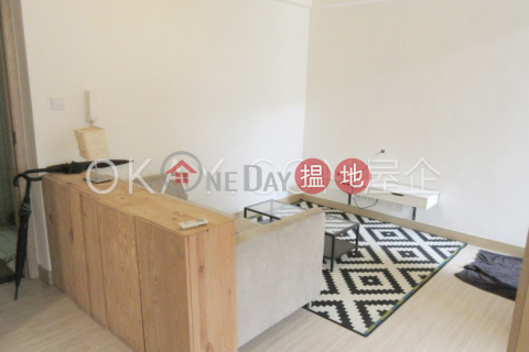 Generous 1 bedroom with terrace | Rental, Chester Court 澤安閣 | Western District (OKAY-R143323)_0