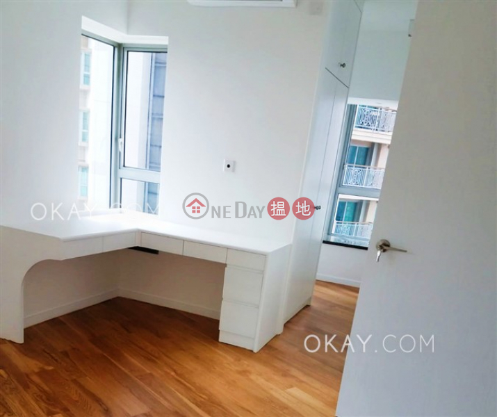 Stylish 3 bed on high floor with sea views & balcony | For Sale | The Merton 泓都 Sales Listings