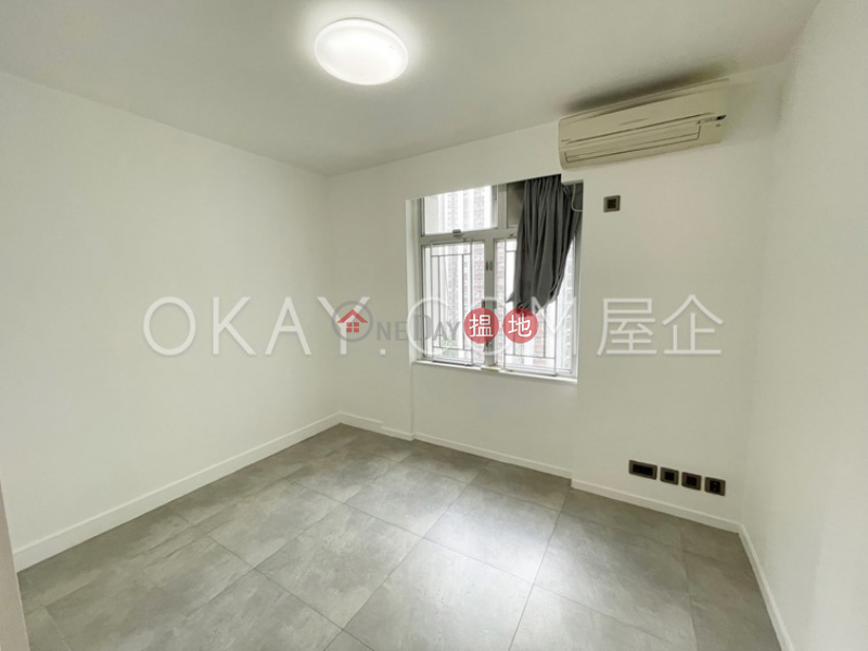 HK$ 11.5M | (T-59) Heng Tien Mansion Horizon Gardens Taikoo Shing, Eastern District | Nicely kept 2 bedroom in Quarry Bay | For Sale