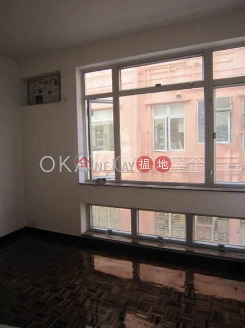 Popular 3 bedroom with balcony & parking | Rental | 6 - 12 Crown Terrace 冠冕臺 6-12 號 _0