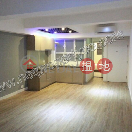 A roof garden studio flat, 251-253 Queen's Road East 皇后大道東 251-253 號 | Wan Chai District (A061742)_0