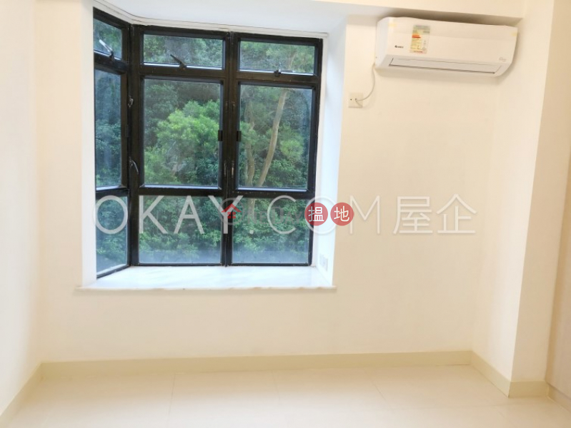 HK$ 46,000/ month | Flora Garden Block 3, Wan Chai District | Unique 3 bedroom with balcony & parking | Rental