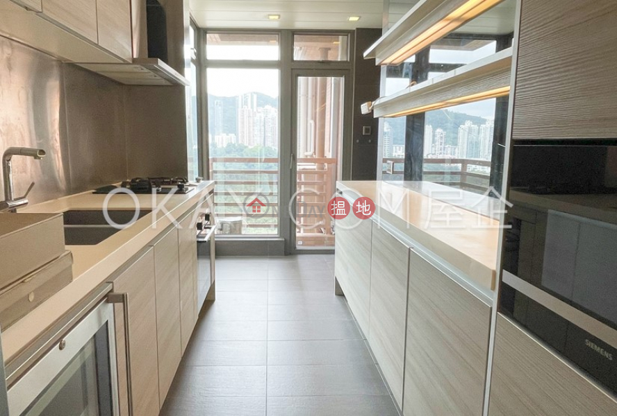 Exquisite 3 bedroom with balcony | Rental | Broadwood Twelve 樂天峰 Rental Listings