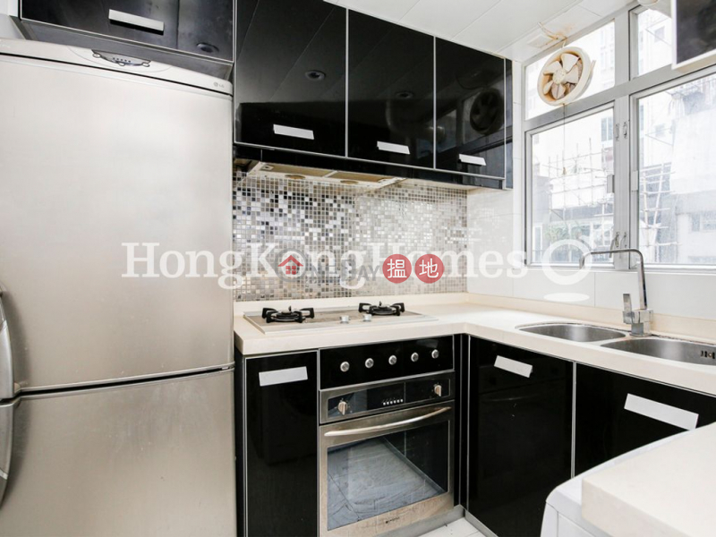 3 Bedroom Family Unit for Rent at Sherwood Court, 17-27 Mosque Junction | Western District, Hong Kong, Rental, HK$ 27,000/ month
