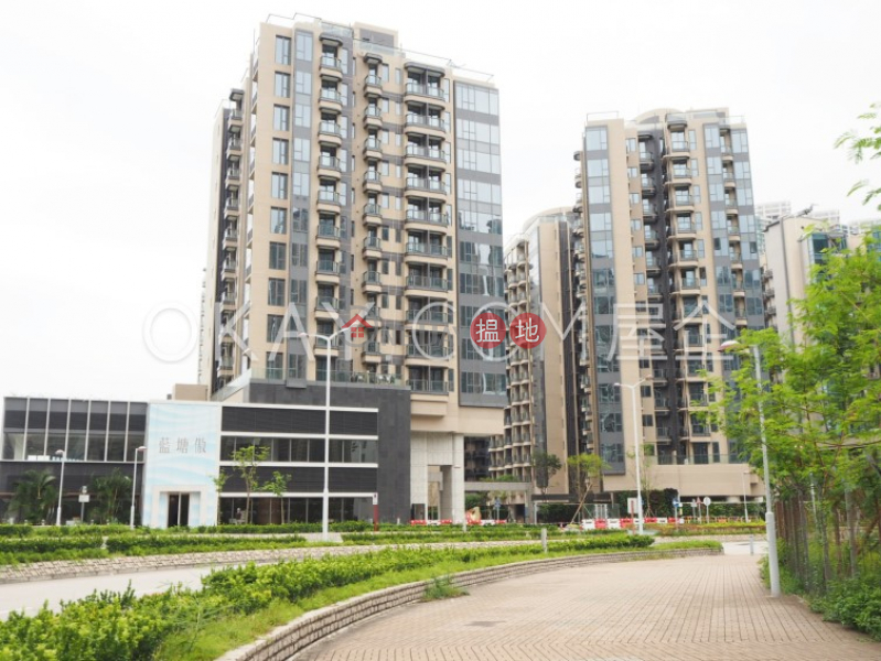Tasteful 4 bed on high floor with sea views & balcony | Rental | Alto Residences Tower 1 藍塘傲1座 Rental Listings