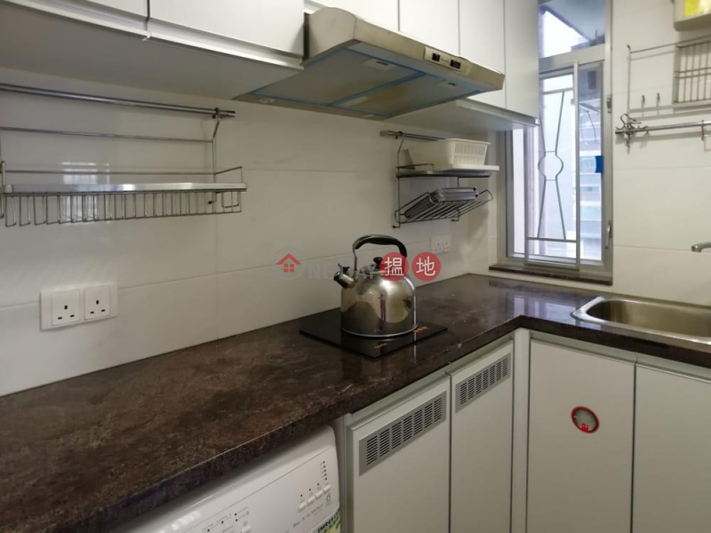 Flat for Rent in Hing Bong Mansion, Wan Chai | Hing Bong Mansion 興邦大廈 Rental Listings