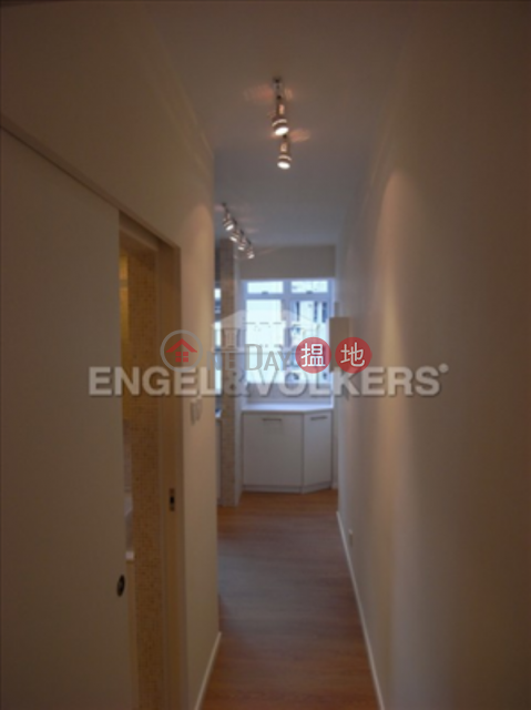 2 Bedroom Flat for Sale in Central, Greenville 翠怡閣 | Central District (EVHK43404)_0