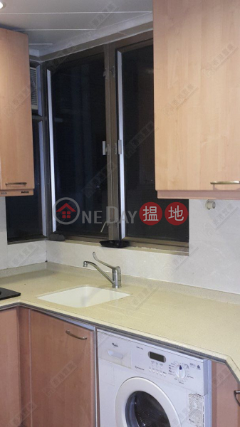 擎天半島兩房一套1柯士甸道西 | 油尖旺|香港|出售HK$ 1,800萬