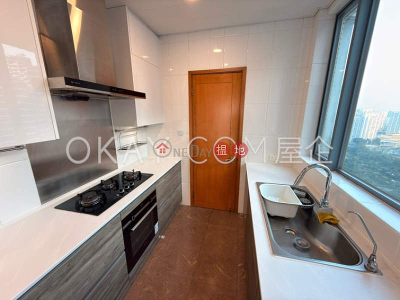 Lovely 4 bedroom on high floor with balcony & parking | Rental | Phase 1 Residence Bel-Air 貝沙灣1期 Rental Listings