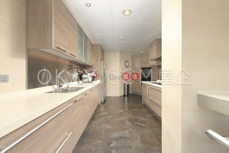 Beautiful 4 bed on high floor with balcony & parking | For Sale | Tregunter 地利根德閣 Sales Listings