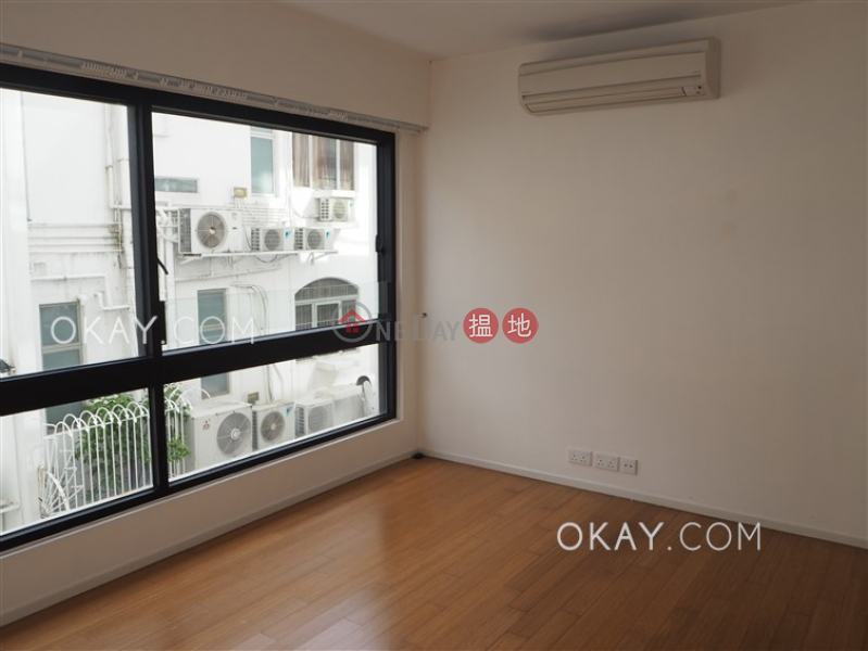 HK$ 55,000/ month, Aqua 33 Western District, Elegant 3 bedroom with balcony & parking | Rental