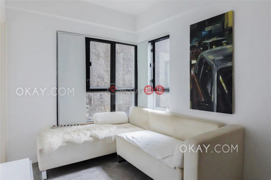 Charming 2 bedroom in Mid-levels West | For Sale | Bellevue Place 御林豪庭 Sales Listings