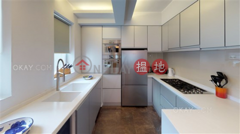 Elegant 1 bedroom with sea views, balcony | For Sale | Four Winds 恆琪園 _0