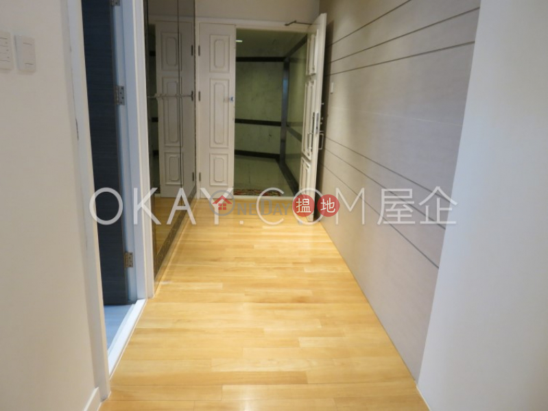 HK$ 82,000/ month Clovelly Court | Central District | Lovely 4 bedroom on high floor with parking | Rental
