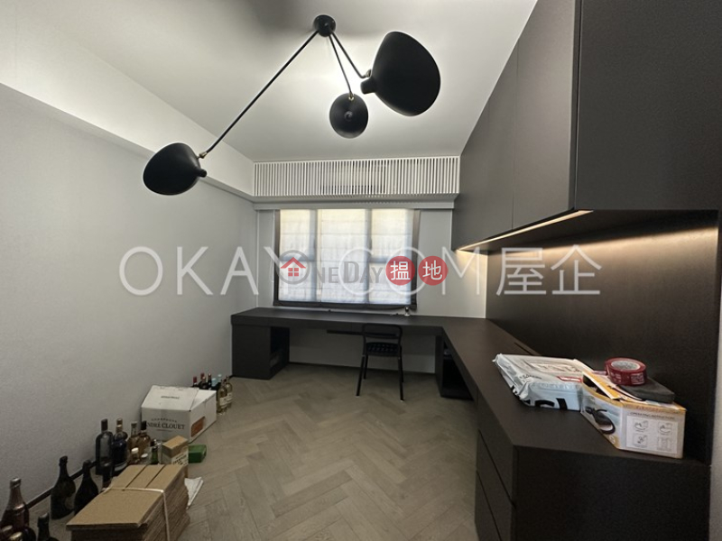Property Search Hong Kong | OneDay | Residential Sales Listings | Efficient 5 bedroom on high floor with balcony | For Sale