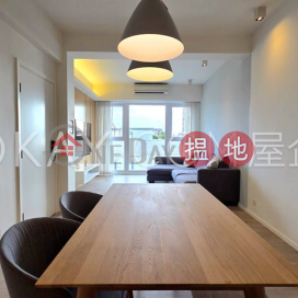 Elegant penthouse with rooftop & parking | Rental