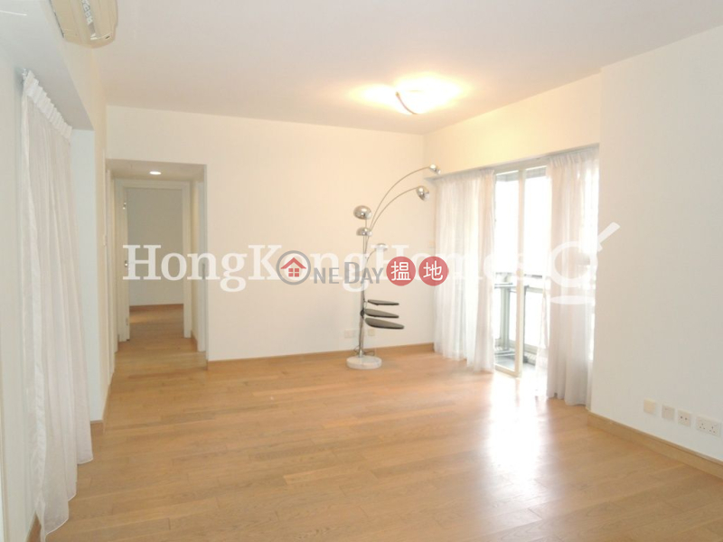 3 Bedroom Family Unit for Rent at Centrestage | Centrestage 聚賢居 Rental Listings