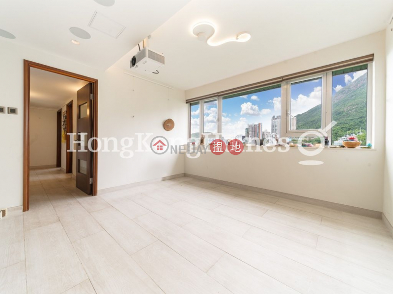 3 Bedroom Family Unit for Rent at Block 19-24 Baguio Villa 550 Victoria Road | Western District, Hong Kong, Rental | HK$ 42,000/ month