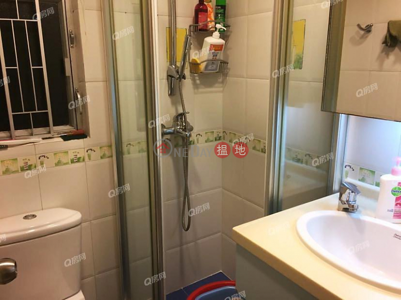 Property Search Hong Kong | OneDay | Residential, Sales Listings, Block 9 Yee Cheung Mansion Sites C Lei King Wan | 3 bedroom Mid Floor Flat for Sale