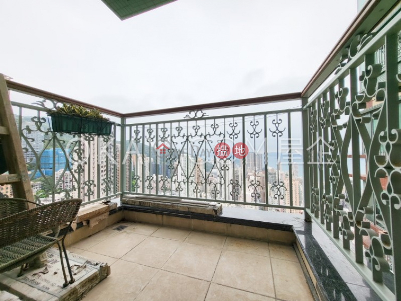 Property Search Hong Kong | OneDay | Residential | Sales Listings Charming 3 bedroom on high floor with balcony & parking | For Sale