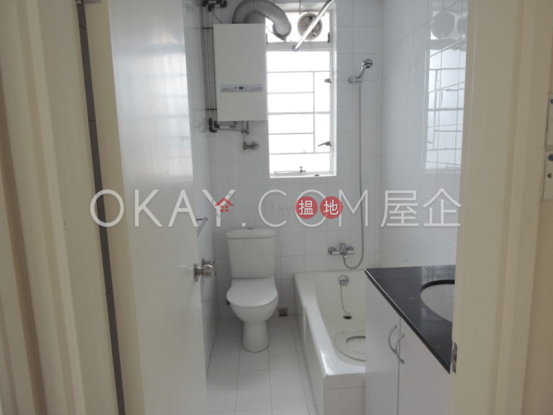 Efficient 3 bedroom with balcony & parking | Rental | Country Apartments 南郊別墅 Rental Listings