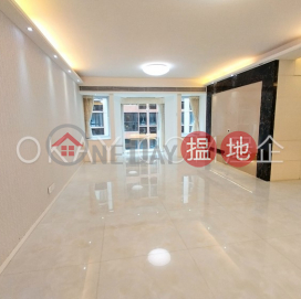 Tasteful 3 bedroom with parking | Rental, Beverly Villa Block 1-10 碧華花園1-10座 | Kowloon Tong (OKAY-R406716)_0