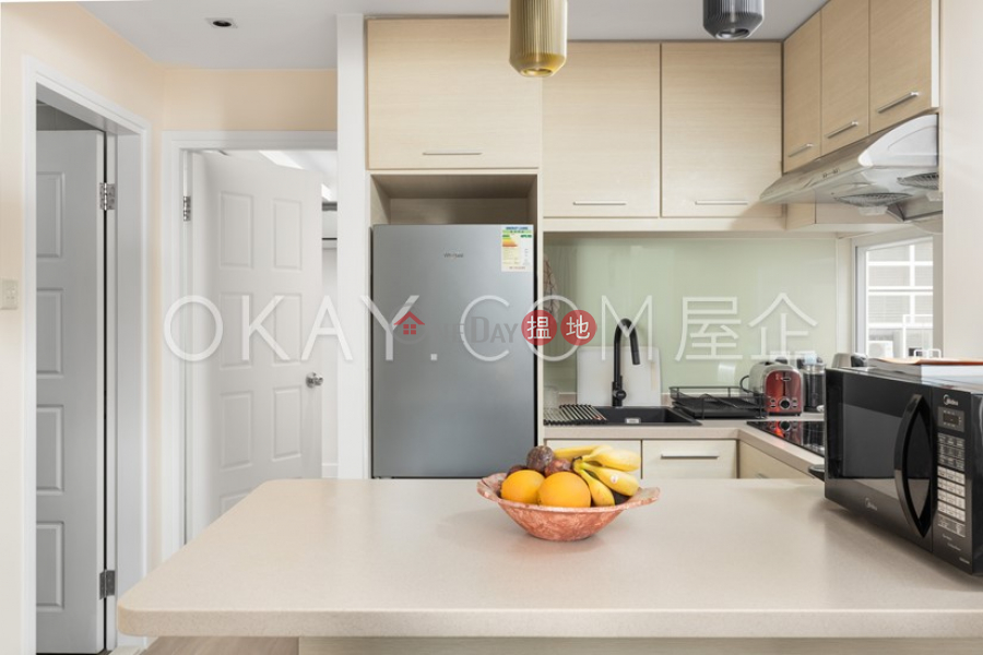 HK$ 9.9M, Tim Po Court | Central District Popular 2 bedroom in Mid-levels West | For Sale