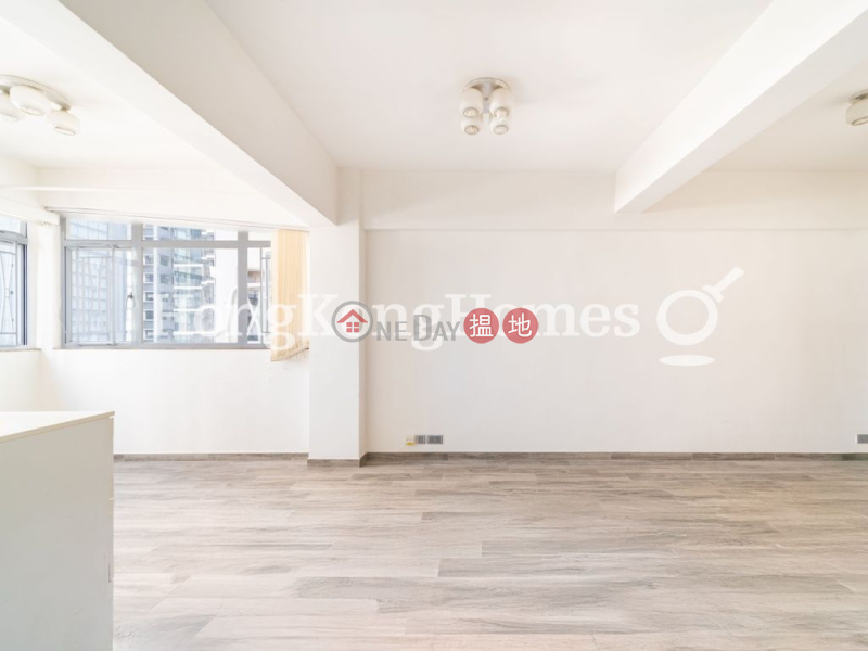 3 Bedroom Family Unit for Rent at Piu Chun Building | 316-320 Des Voeux Road West | Western District Hong Kong, Rental HK$ 30,000/ month