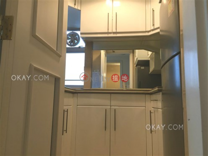 HK$ 9.5M | Princeton Tower Western District Cozy 2 bedroom with balcony | For Sale