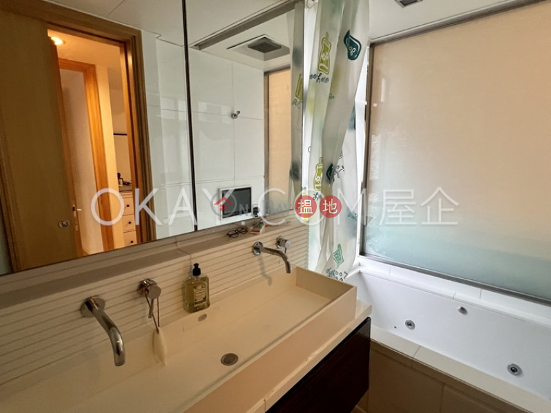 HK$ 18M Discovery Bay, Phase 14 Amalfi, Amalfi One | Lantau Island, Rare 4 bedroom with sea views & balcony | For Sale
